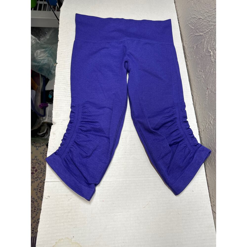 Lululemon In The Flow‎ Crop II Purple Yoga Tight Legging Women’s Size 6